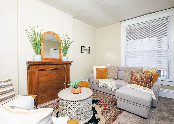 Historic Gem Perfect For Groups And Long Сasa de vacaciones